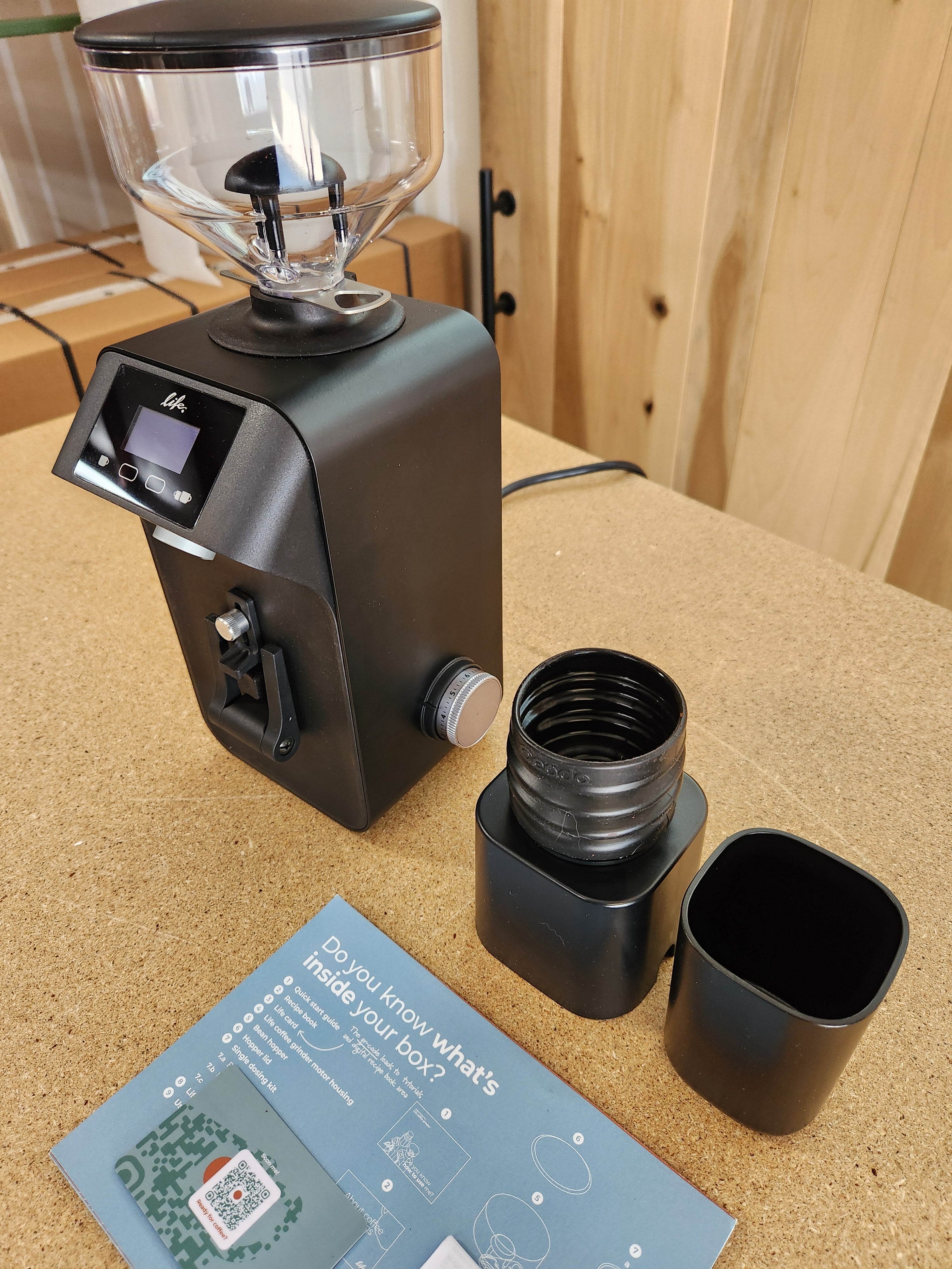 Ceado Life Grinder in Black DEMO DHF1120001