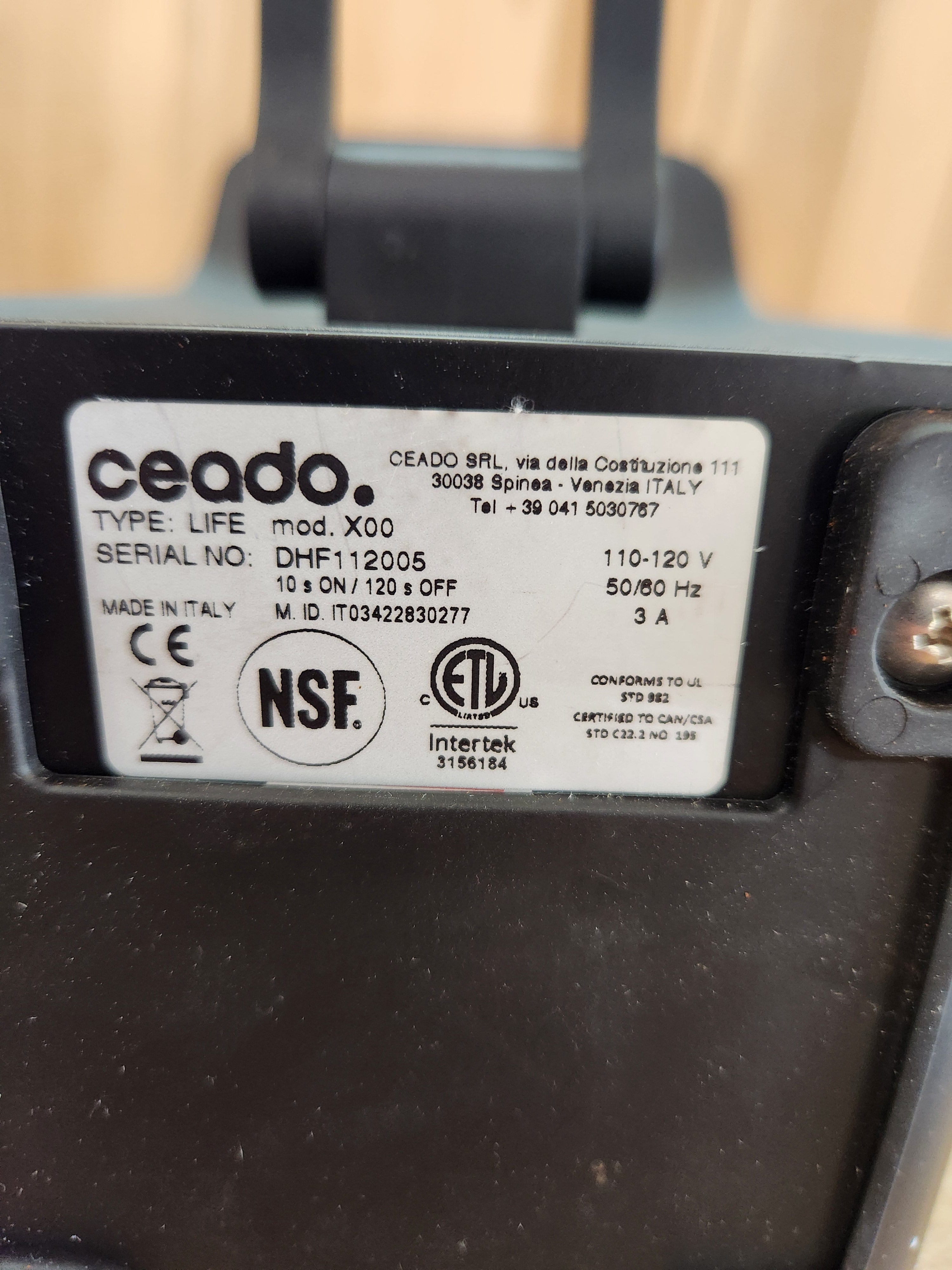 Ceado Life Grinder in Black DEMO DHF112005